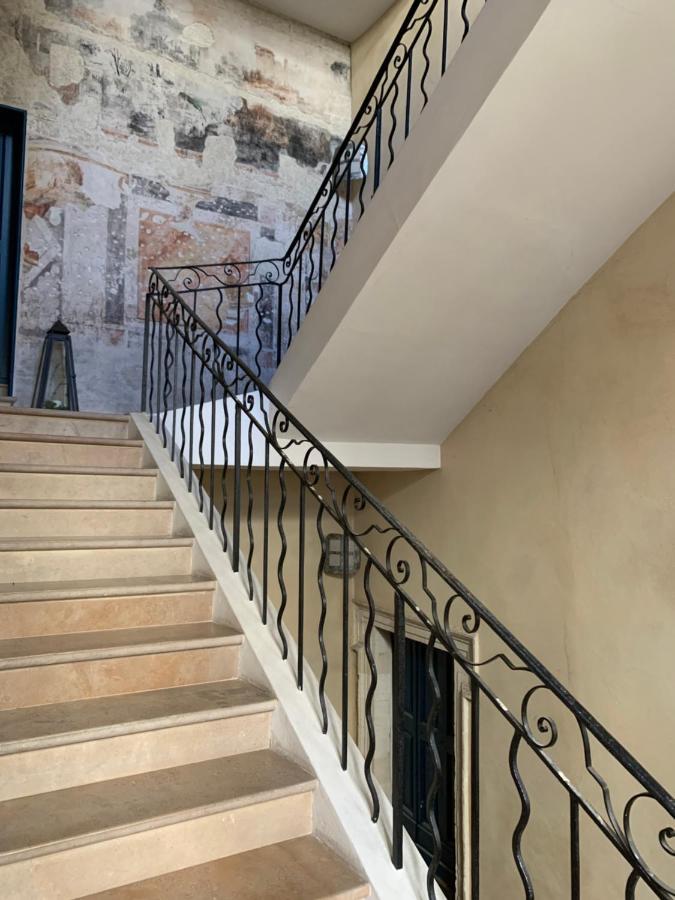 Appartement Cosy Centre Historique Avignon Eksteriør bilde